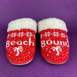 Tommy Bahama Slippers cute.